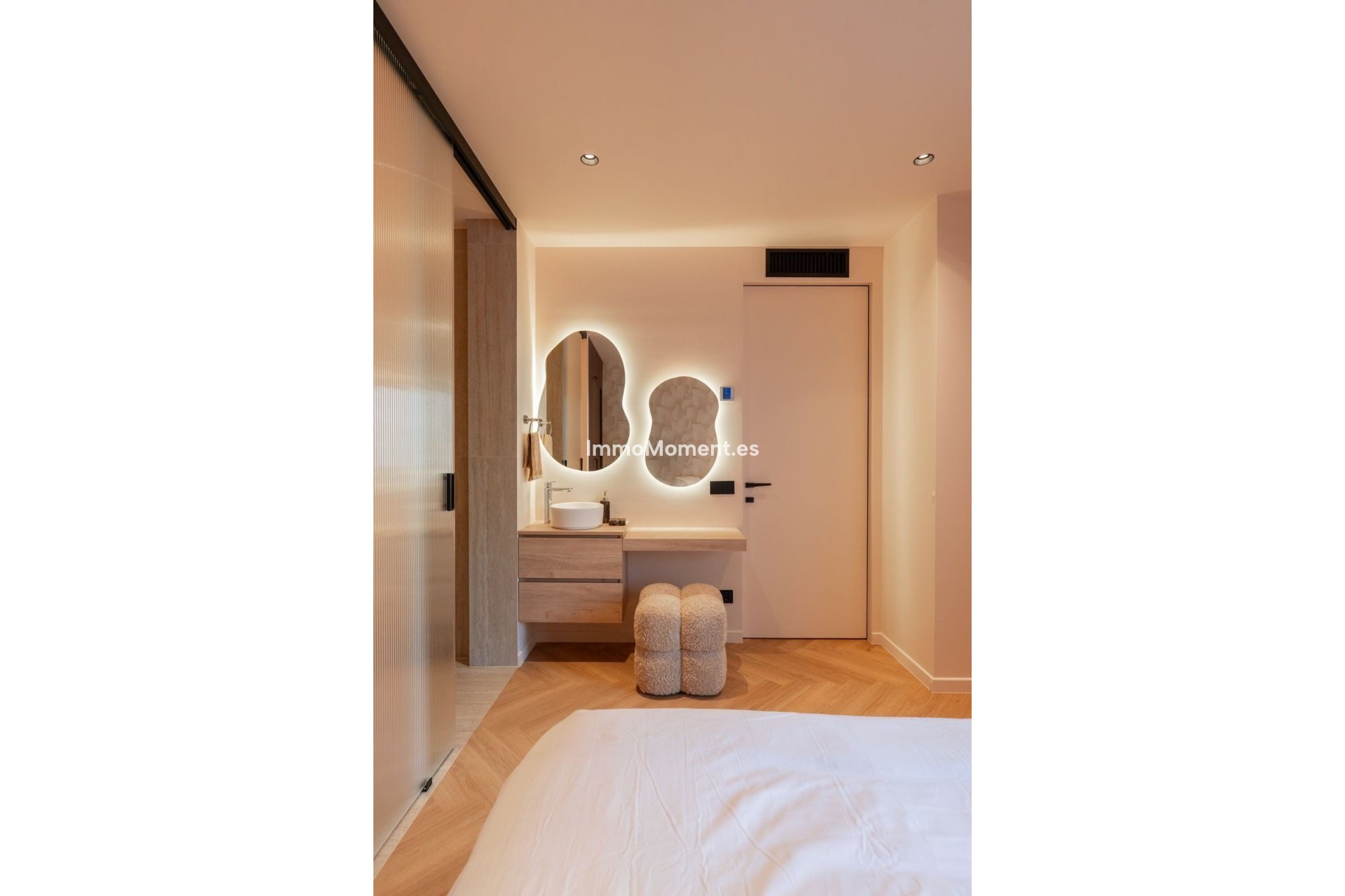 Resale - Apartment - Estepona - Costalita