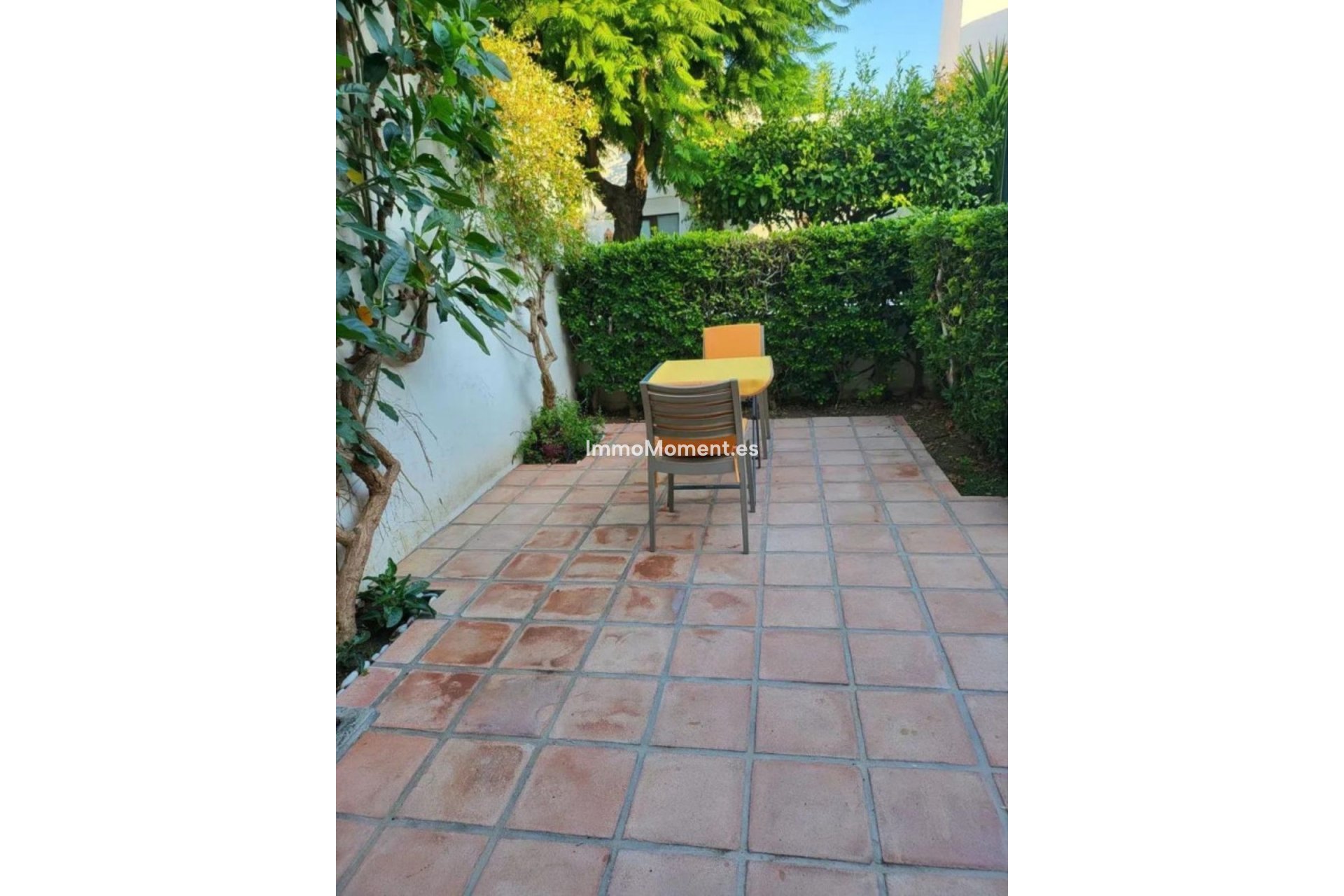 Resale - Apartment - Estepona - Costalita