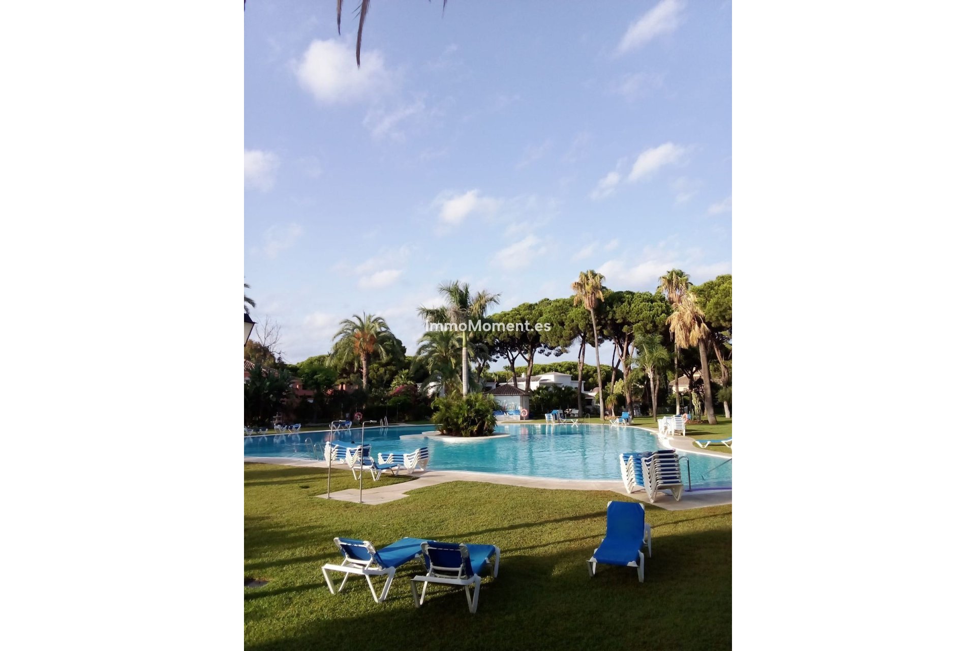 Resale - Apartment - Estepona - El Presidente