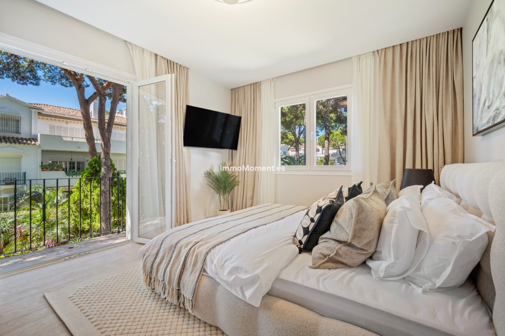 Resale - Apartment - Estepona - El Presidente