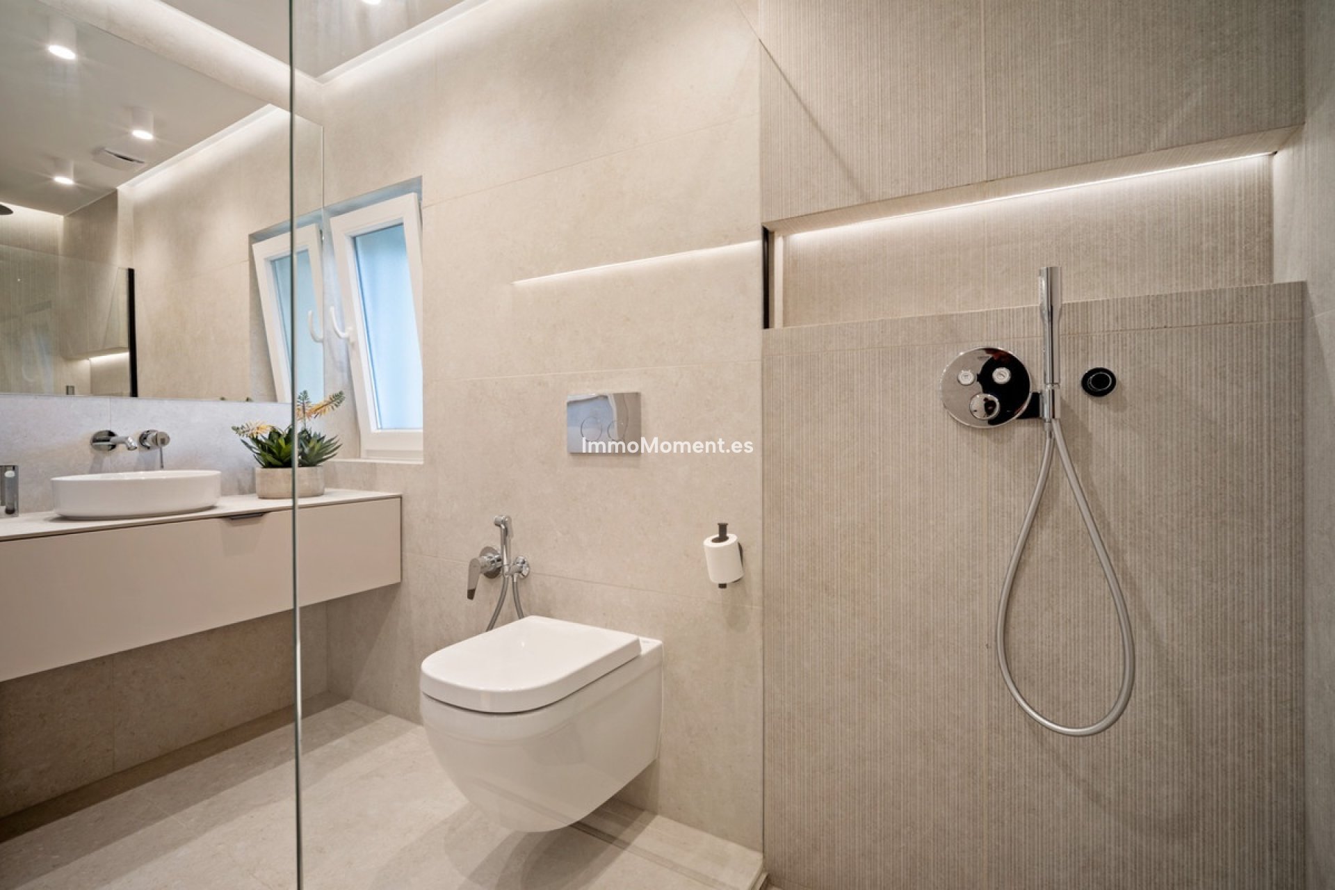 Resale - Apartment - Estepona - El Presidente