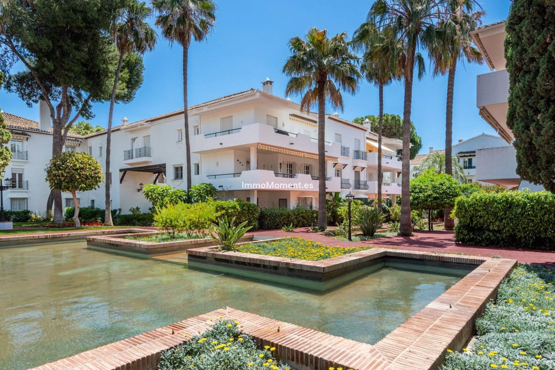 Resale - Apartment - Estepona - El Presidente