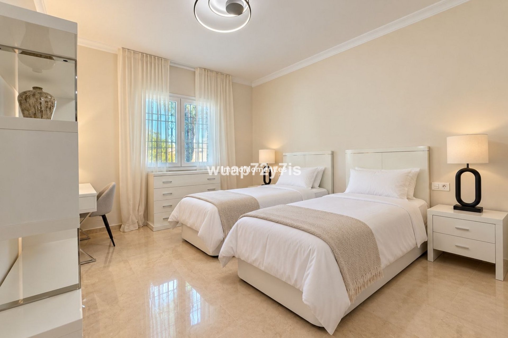 Resale - Apartment - Estepona - El Presidente