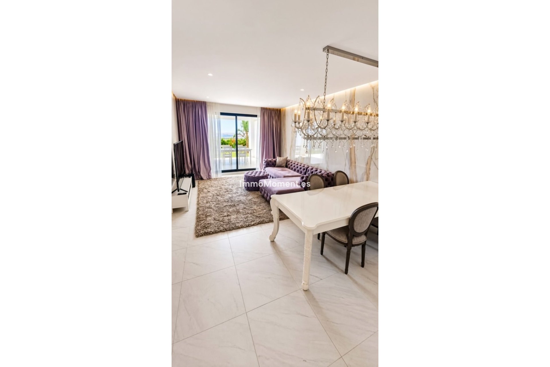 Resale - Apartment - Estepona - Estepona Centro