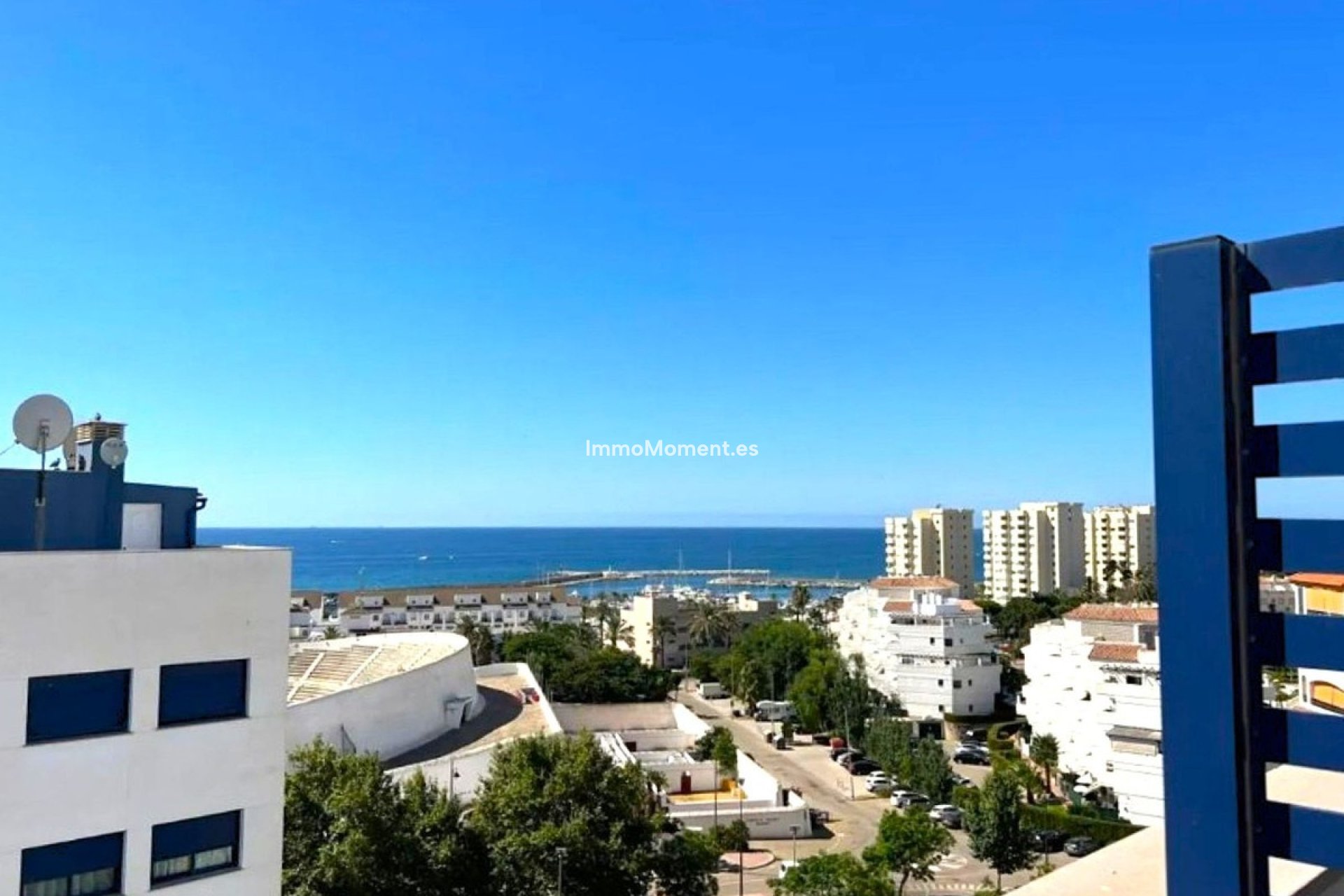 Resale - Apartment - Estepona - Estepona Centro