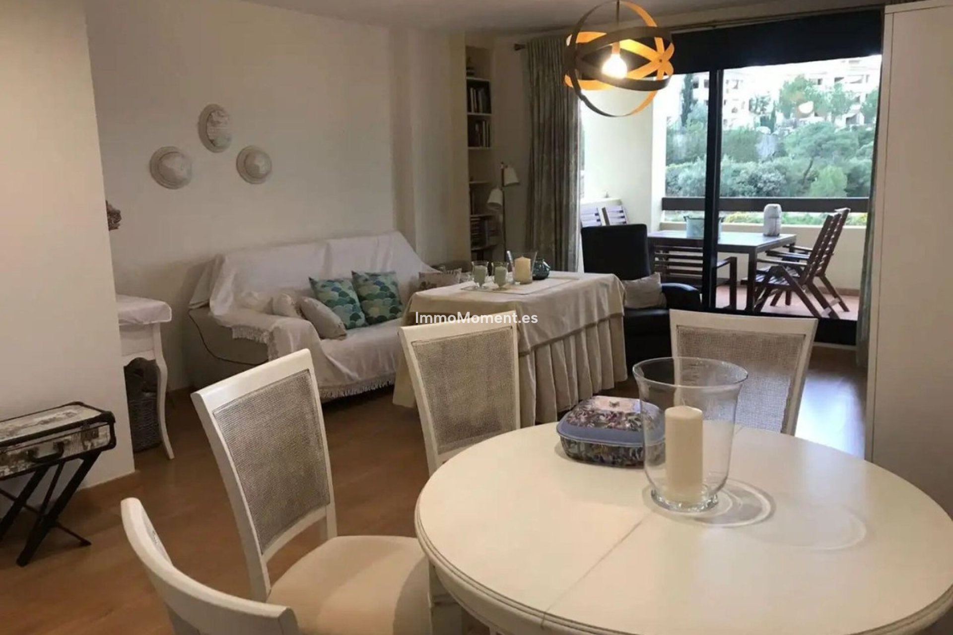 Resale - Apartment - Estepona - Estepona Centro