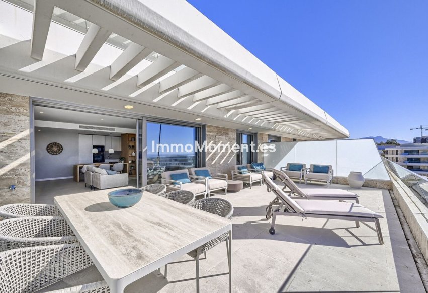 Resale - Apartment - Estepona - Estepona Centro