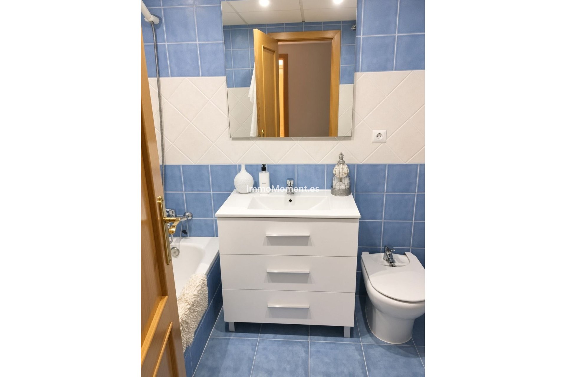 Resale - Apartment - Estepona - Estepona Centro
