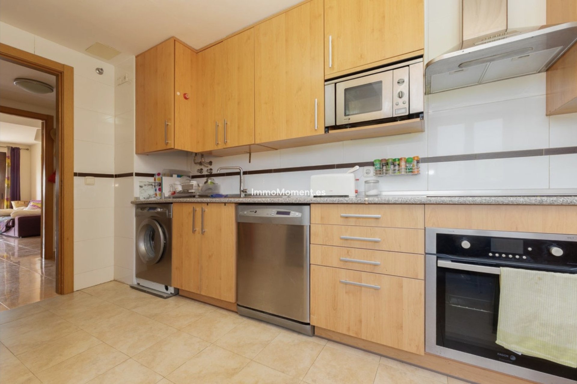 Resale - Apartment - Estepona - Estepona Centro