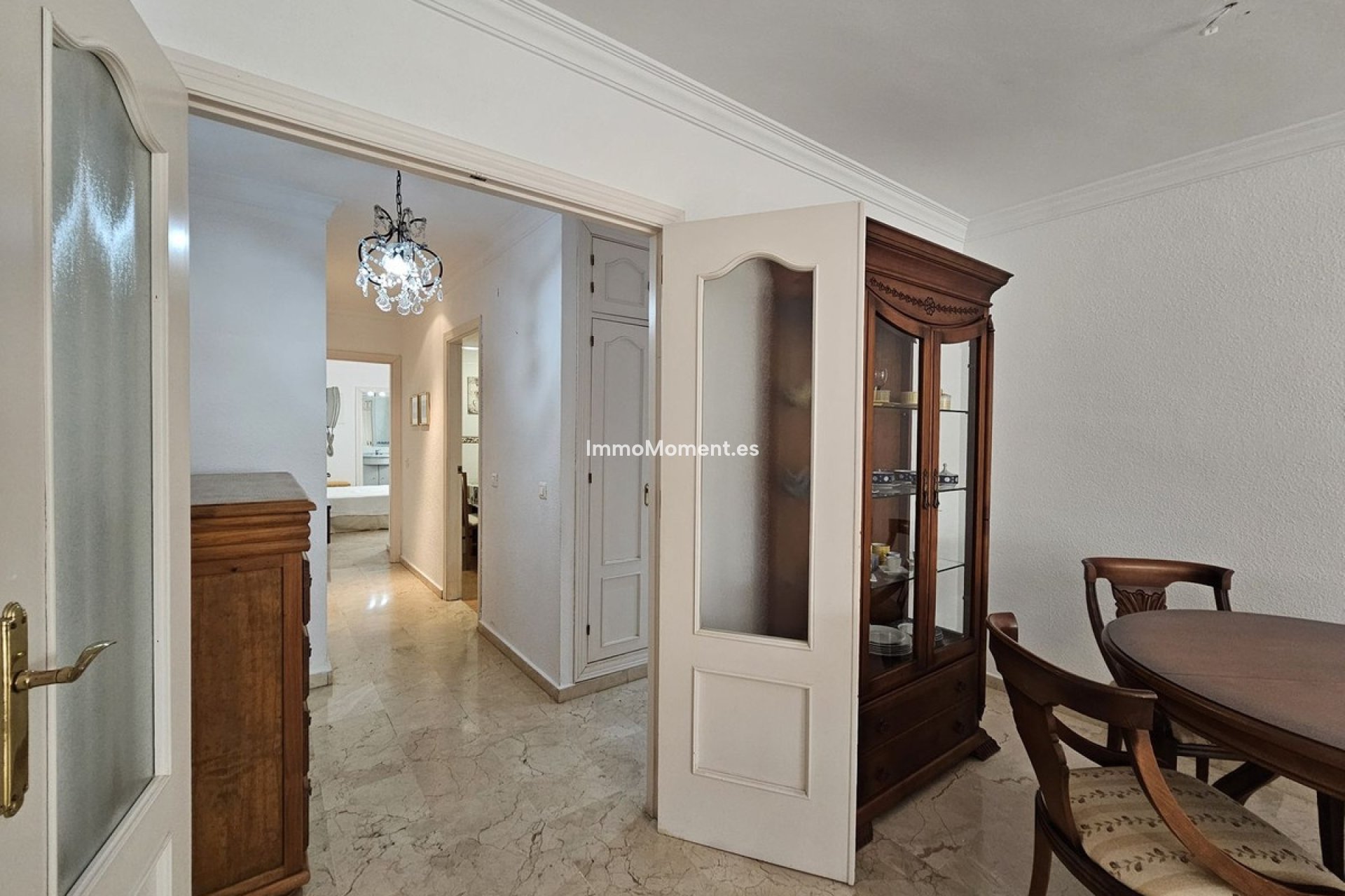 Resale - Apartment - Estepona - Estepona Centro