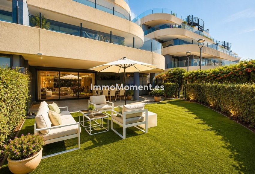 Resale - Apartment - Estepona - Estepona Centro