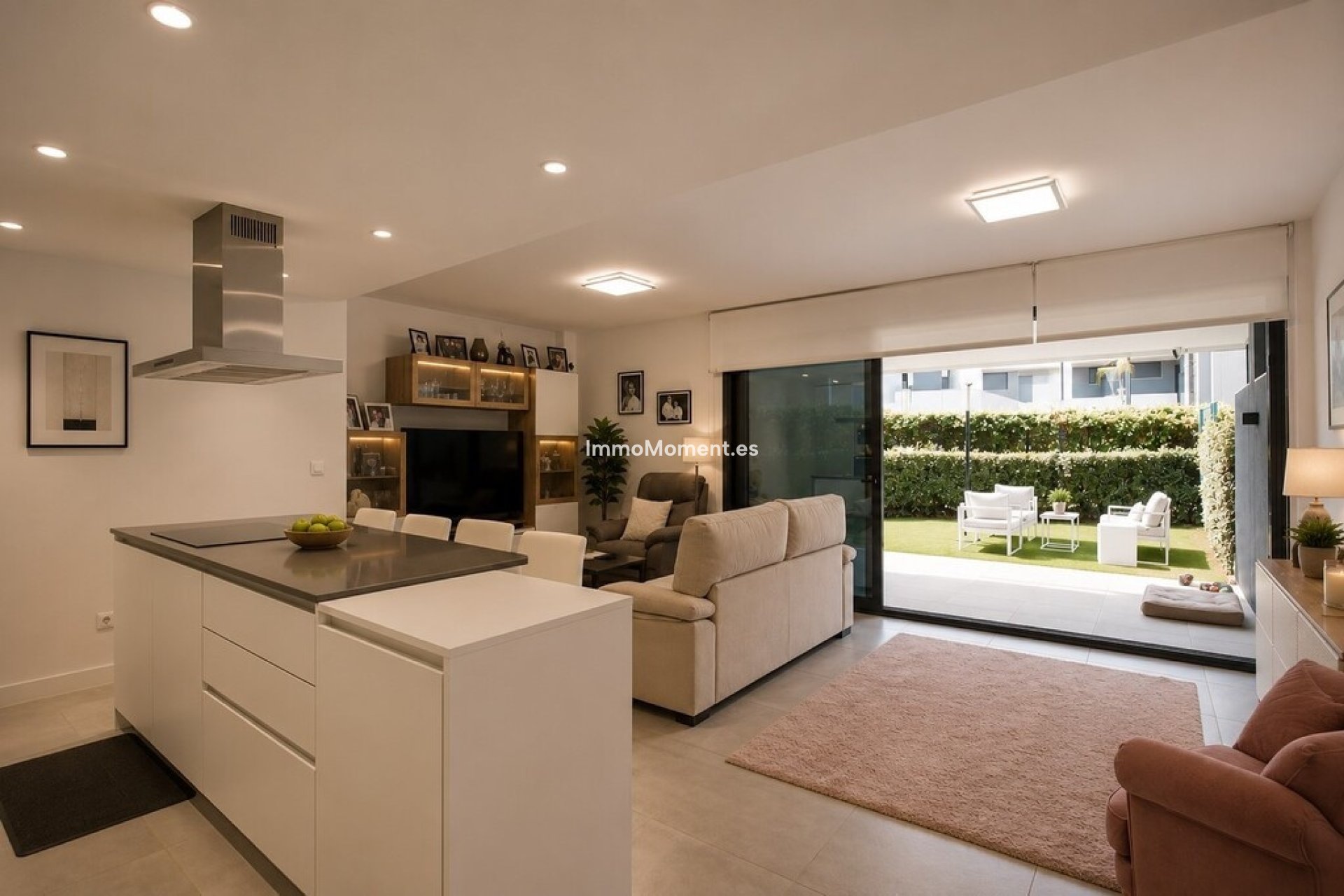 Resale - Apartment - Estepona - Estepona Centro