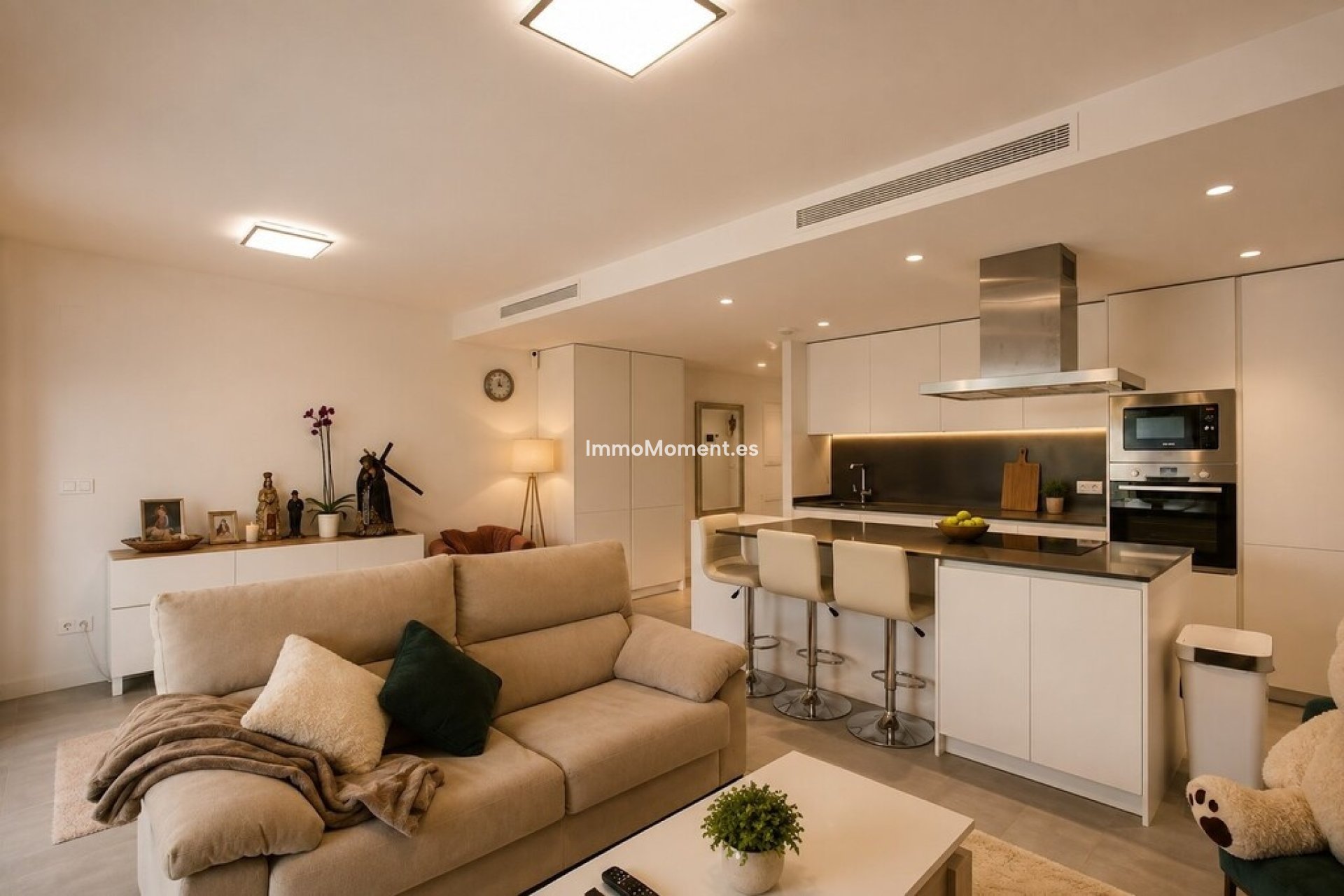 Resale - Apartment - Estepona - Estepona Centro