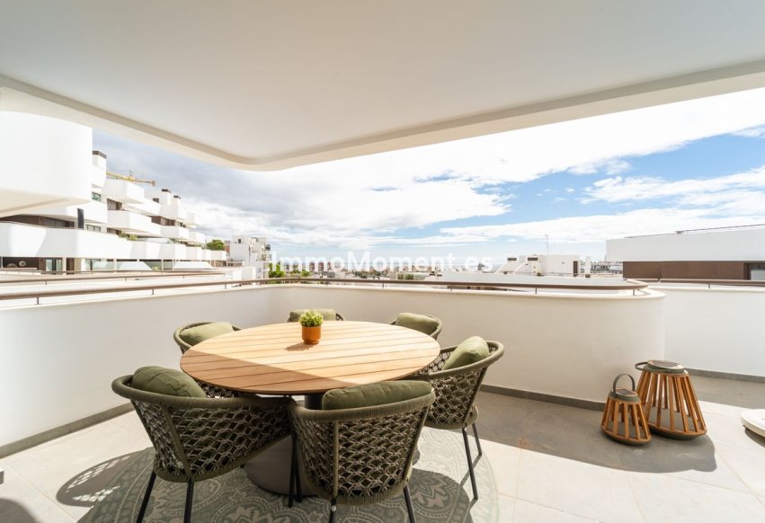 Resale - Apartment - Estepona - Estepona Centro
