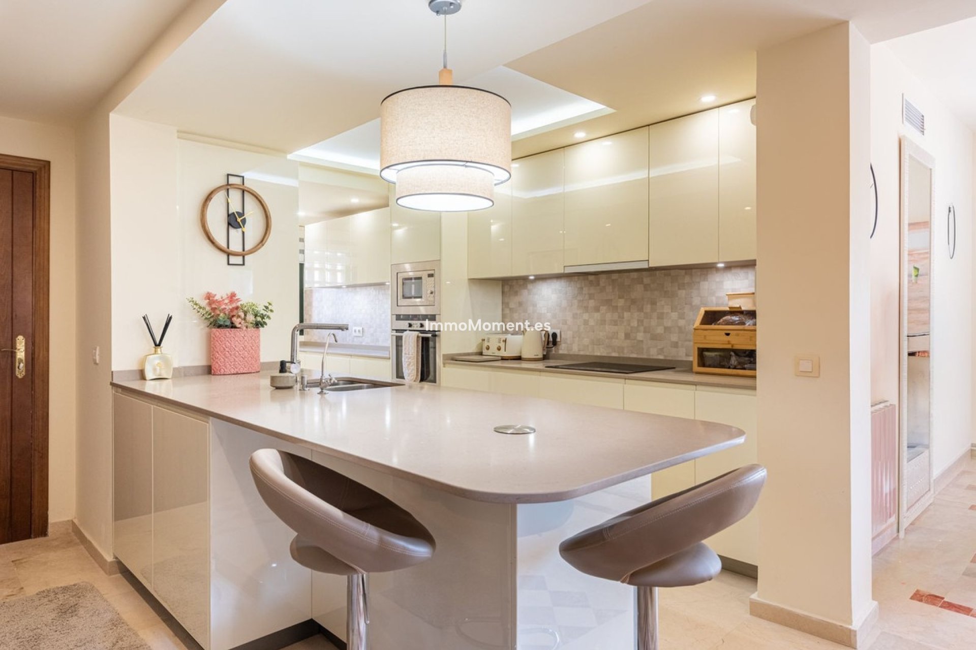 Resale - Apartment - Estepona - Estepona Centro