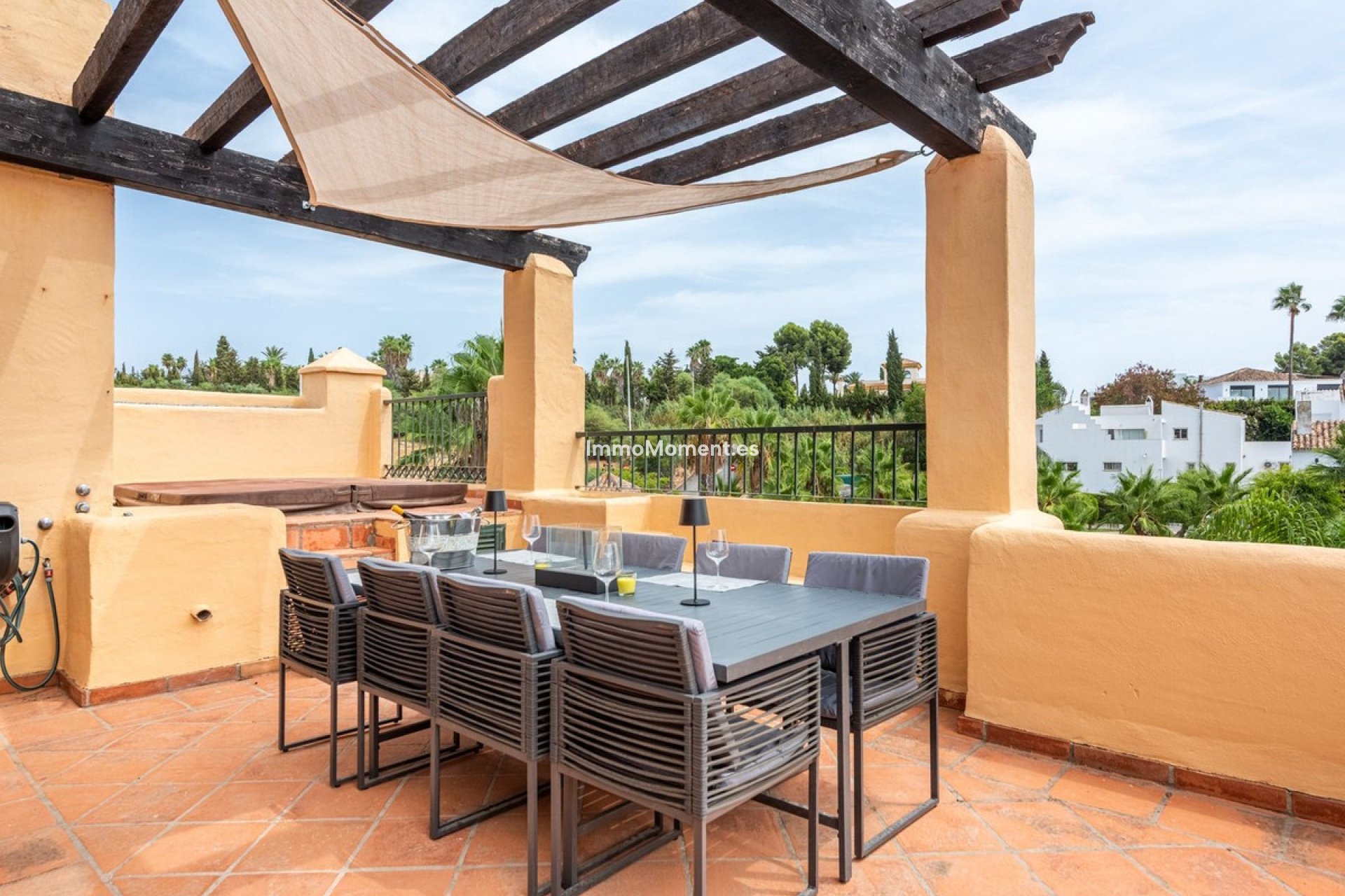 Resale - Apartment - Estepona - Estepona Centro