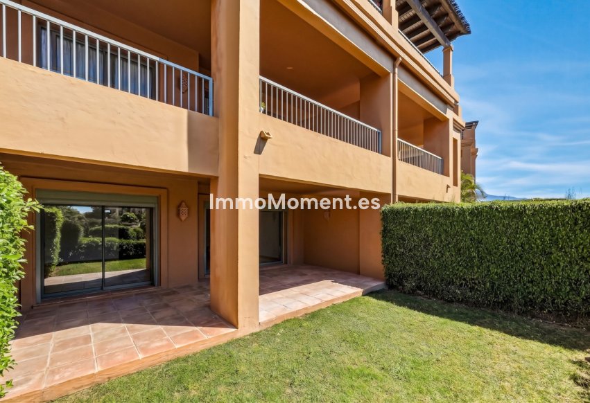 Resale - Apartment - Estepona - Estepona Centro