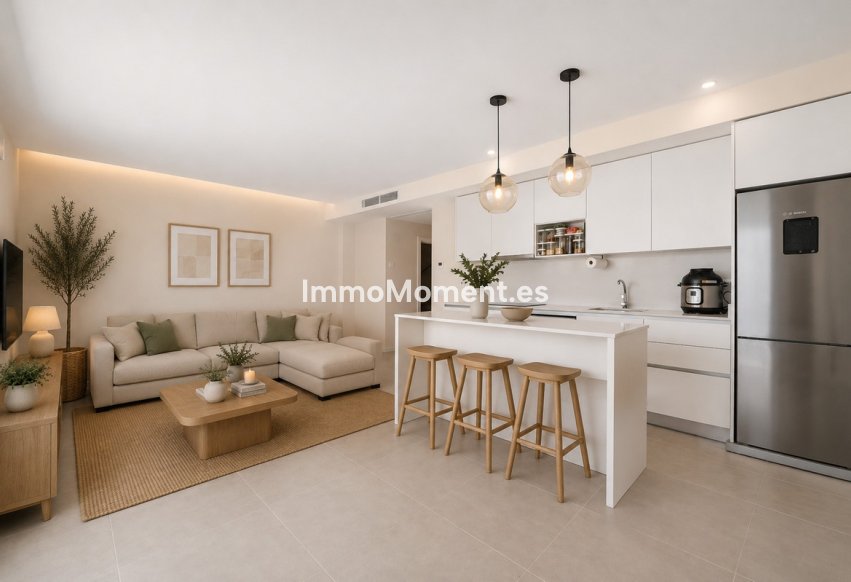 Resale - Apartment - Estepona - Estepona Centro