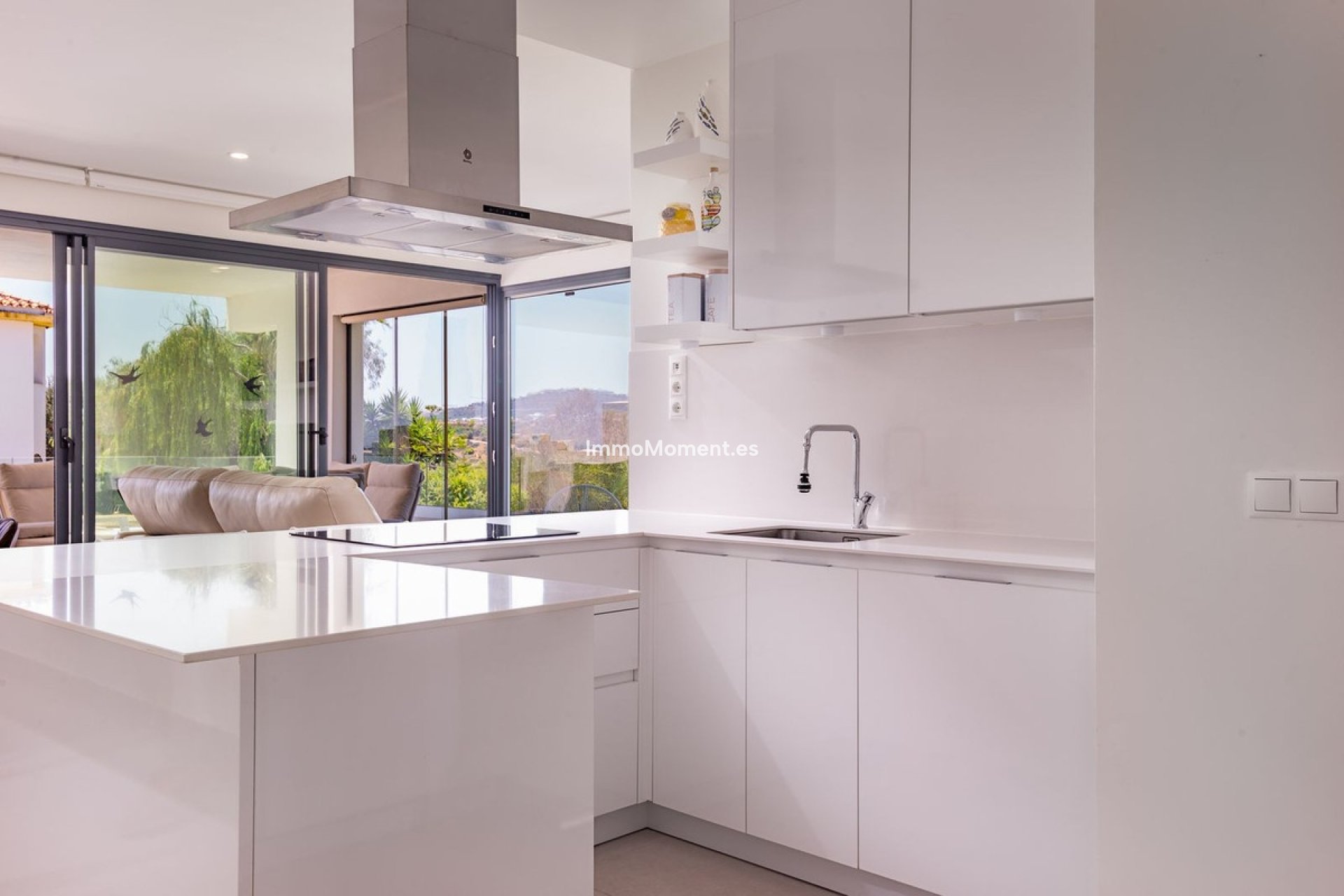 Resale - Apartment - Estepona - Estepona Centro