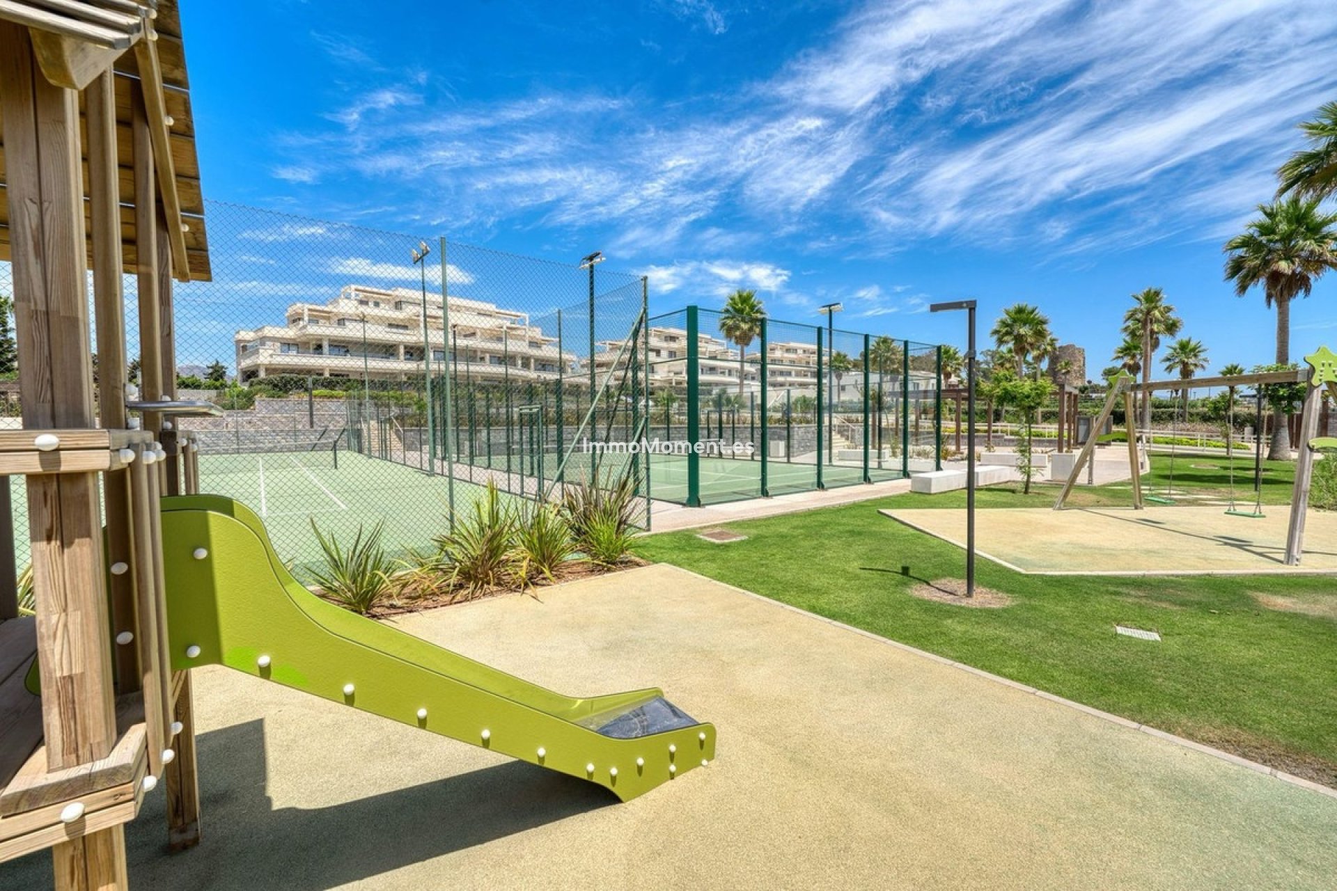 Resale - Apartment - Estepona - Estepona Centro
