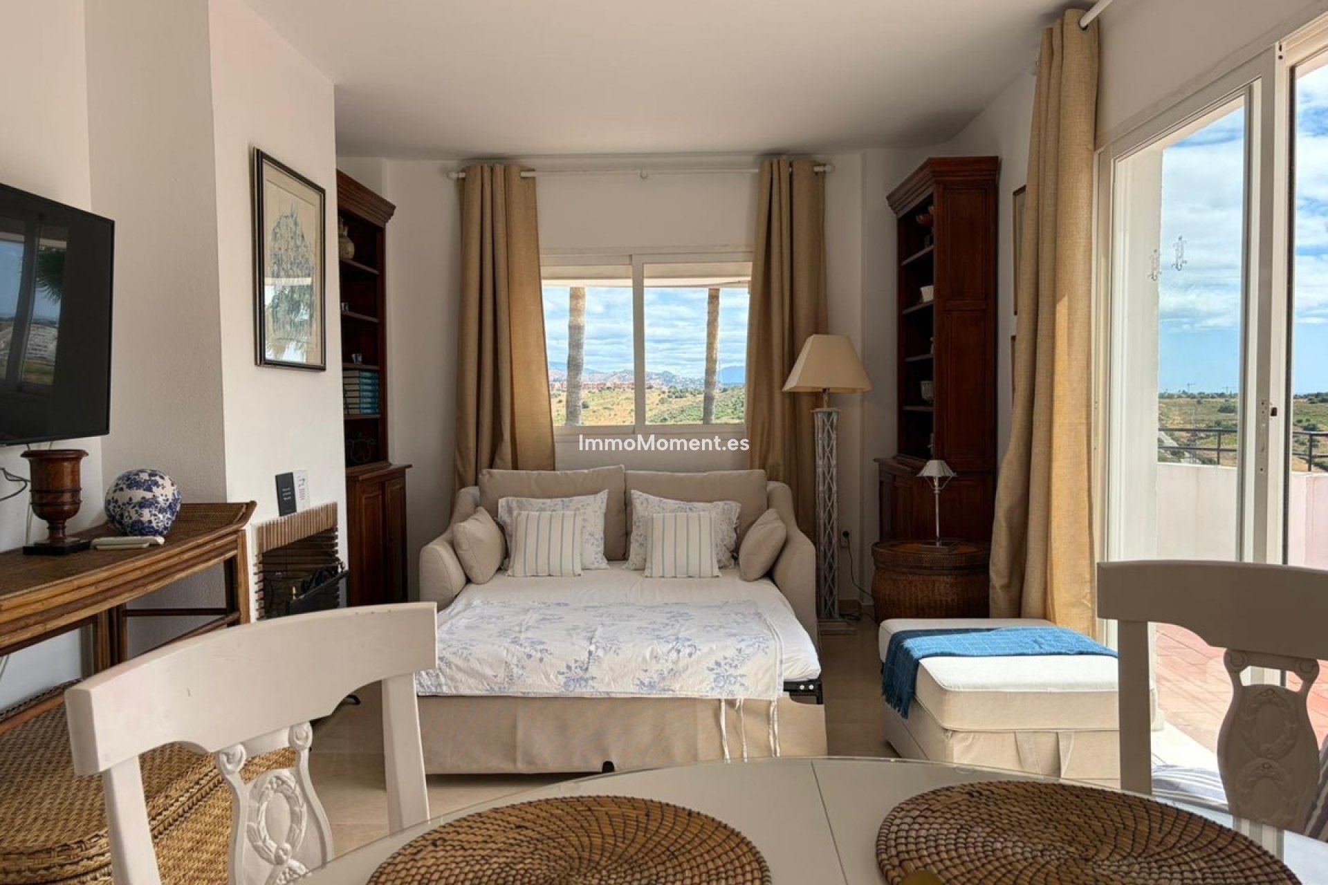 Resale - Apartment - Estepona - Estepona Centro