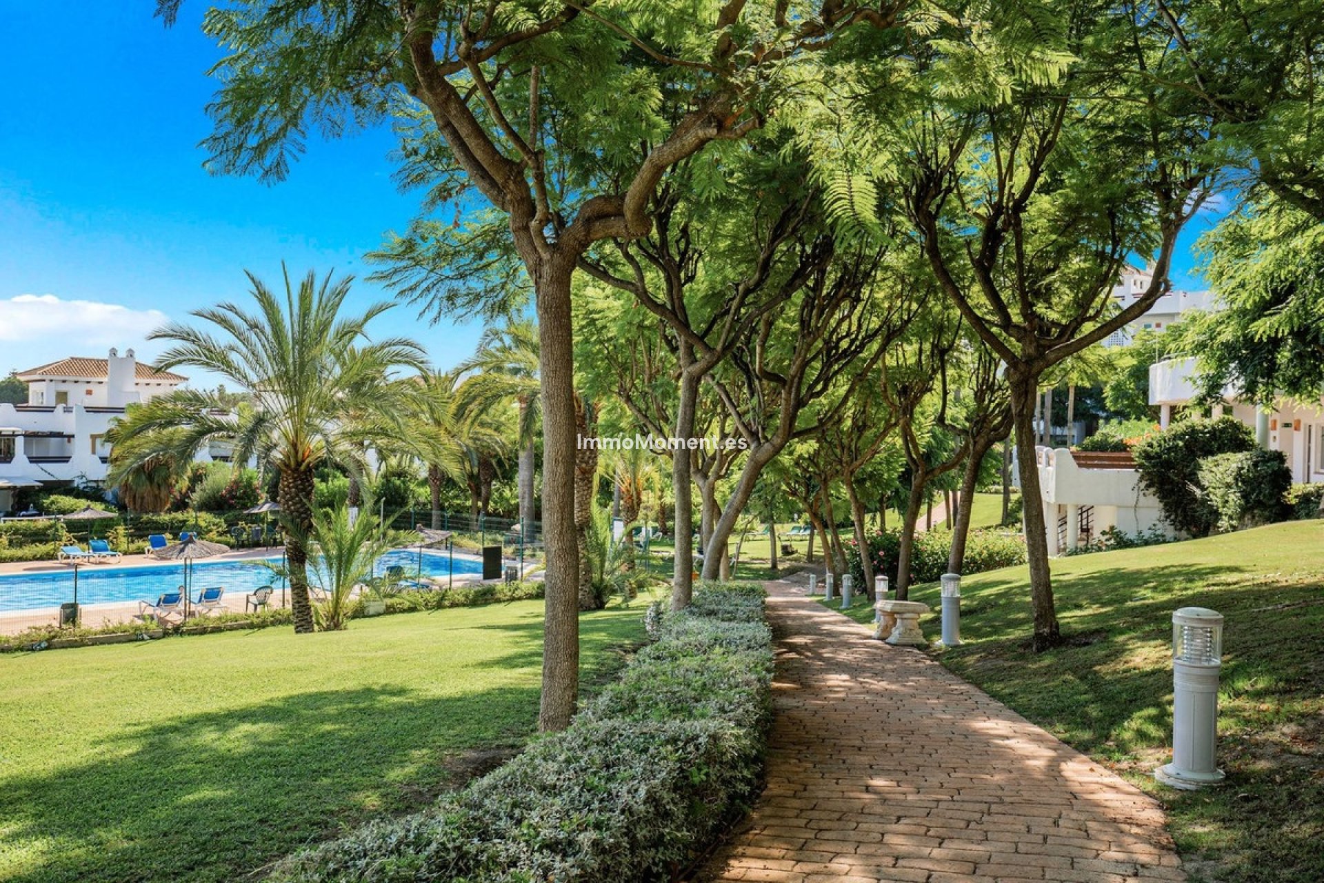 Resale - Apartment - Estepona - Estepona Centro