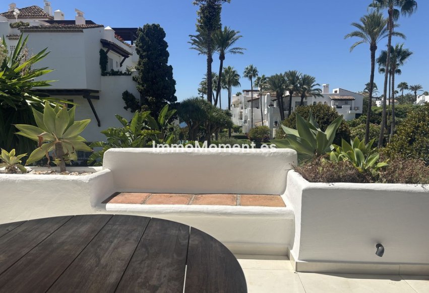 Resale - Apartment - Estepona - Estepona Centro