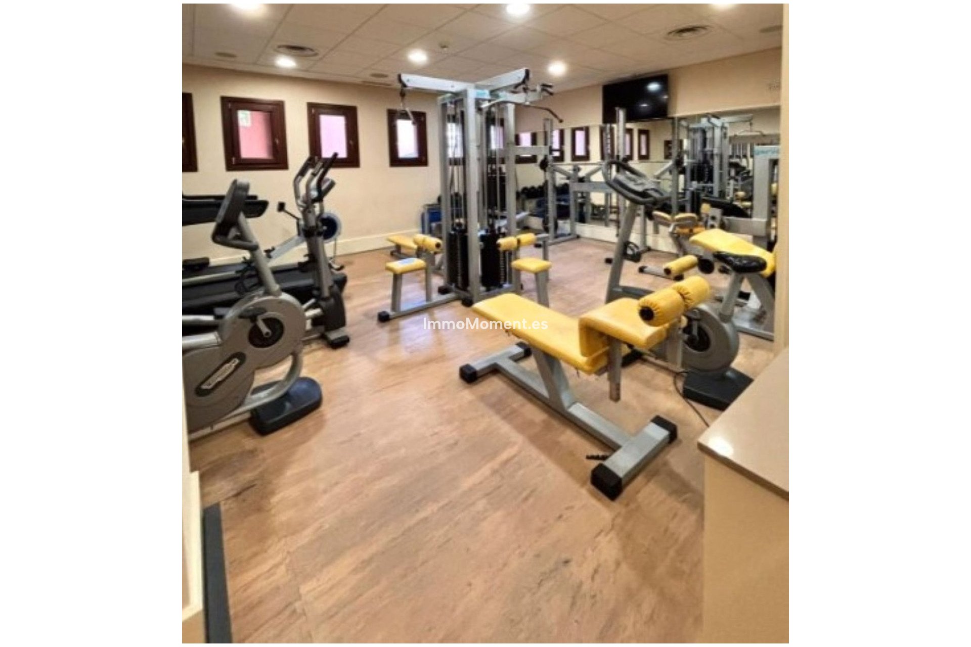Resale - Apartment - Estepona - Estepona Centro