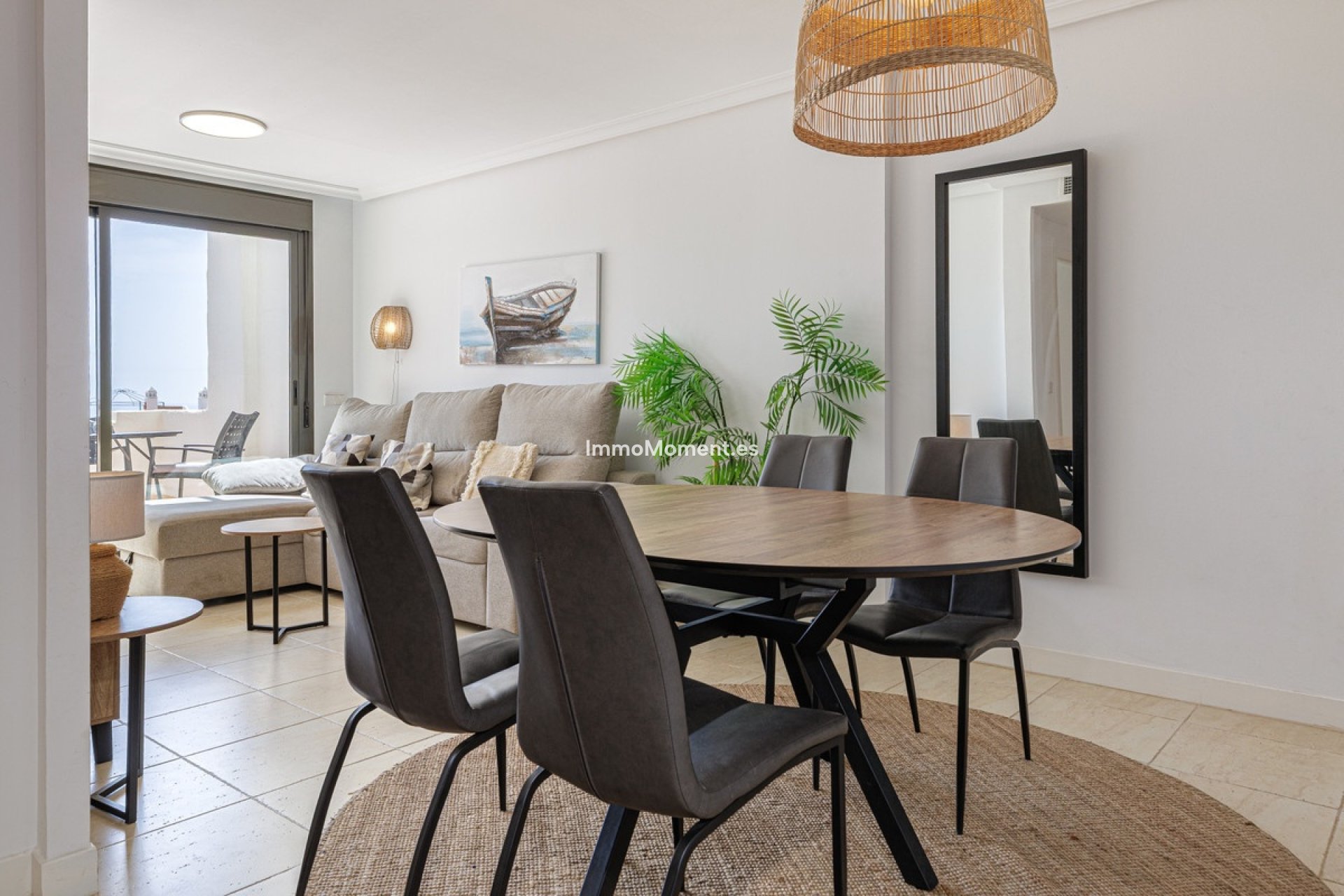 Resale - Apartment - Estepona - Estepona Centro