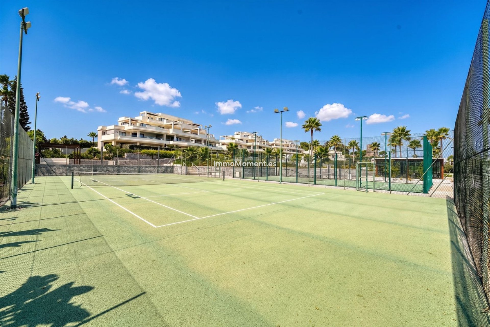Resale - Apartment - Estepona - Estepona Centro