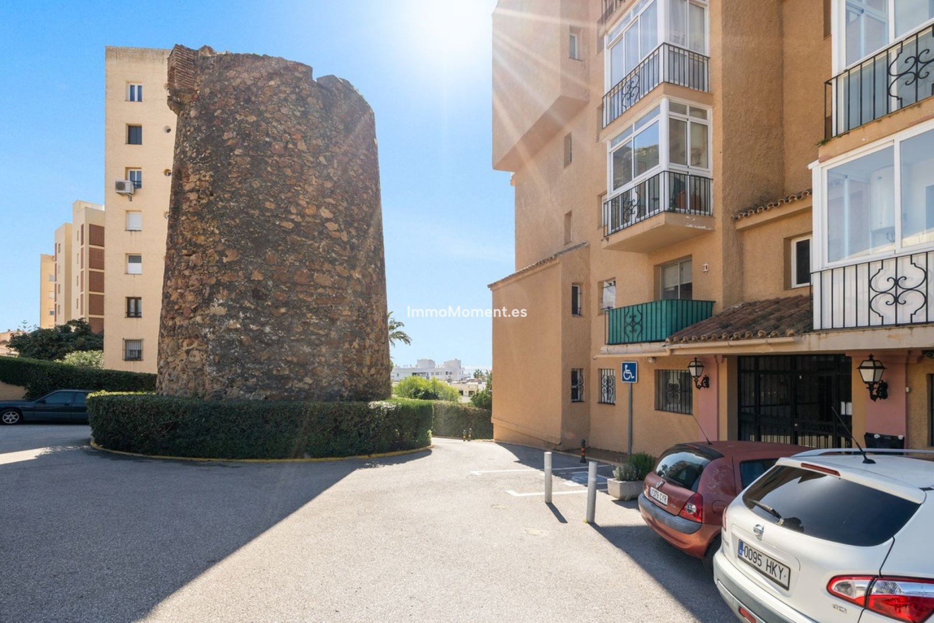 Resale - Apartment - Estepona - Estepona Centro