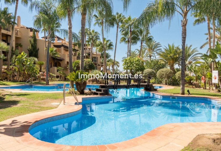 Resale - Apartment - Estepona - Estepona Centro