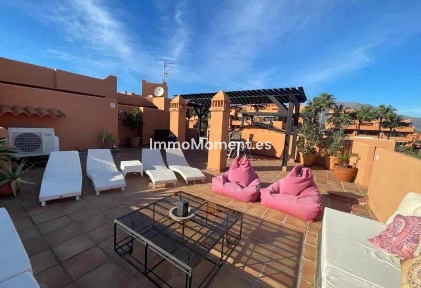 Resale - Apartment - Estepona - Estepona Centro