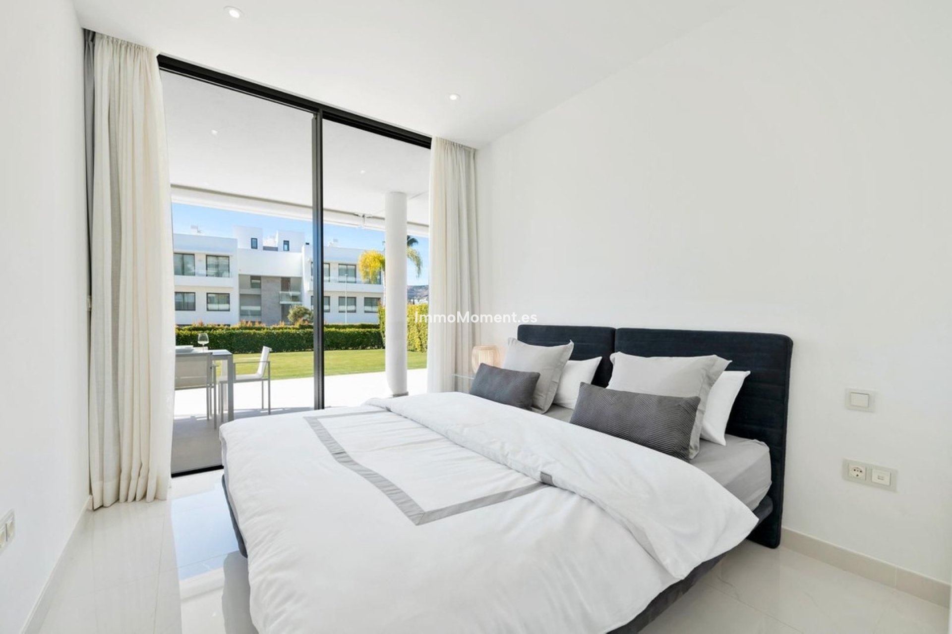 Resale - Apartment - Estepona - Estepona Centro
