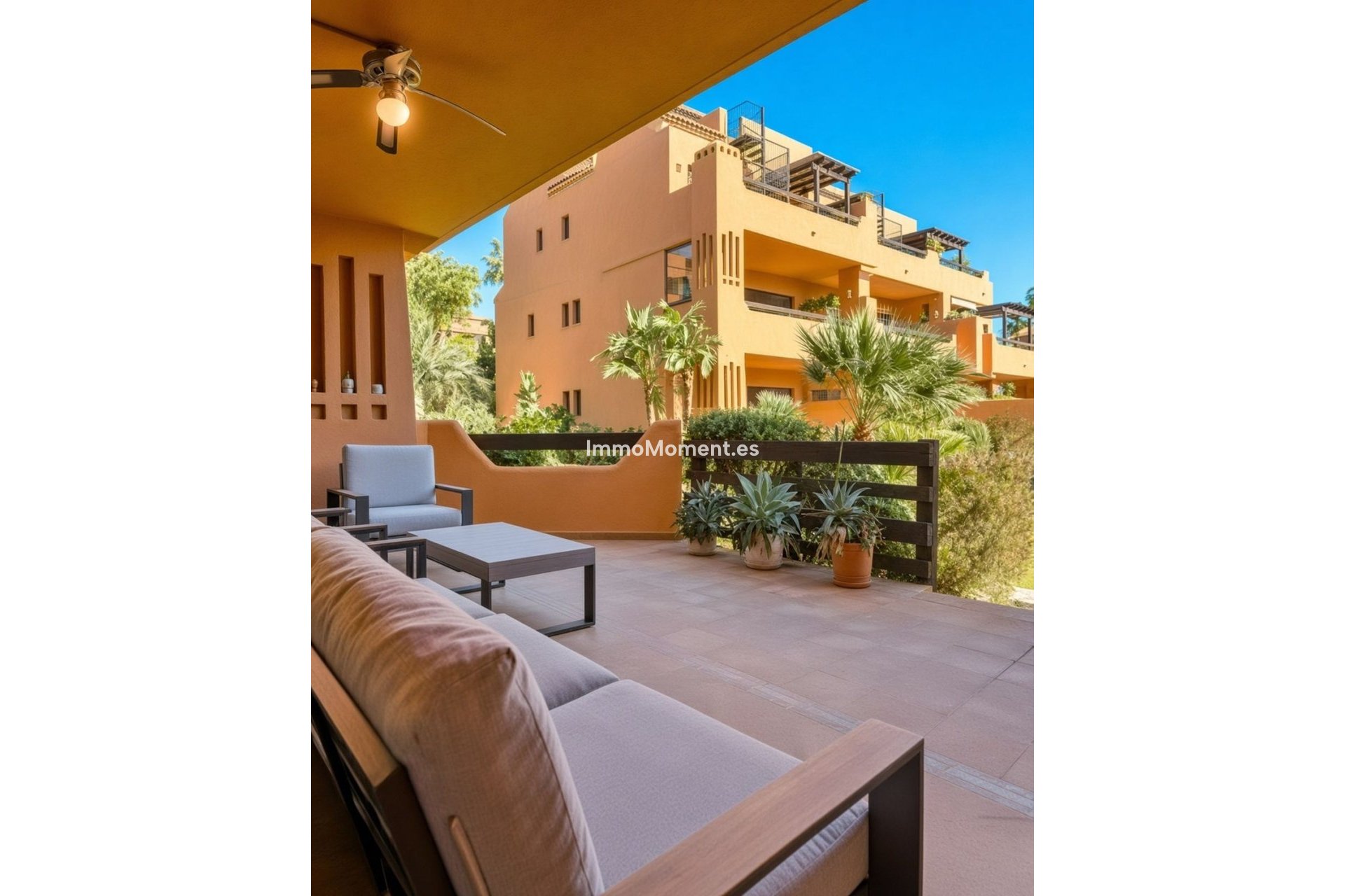 Resale - Apartment - Estepona - Estepona Centro