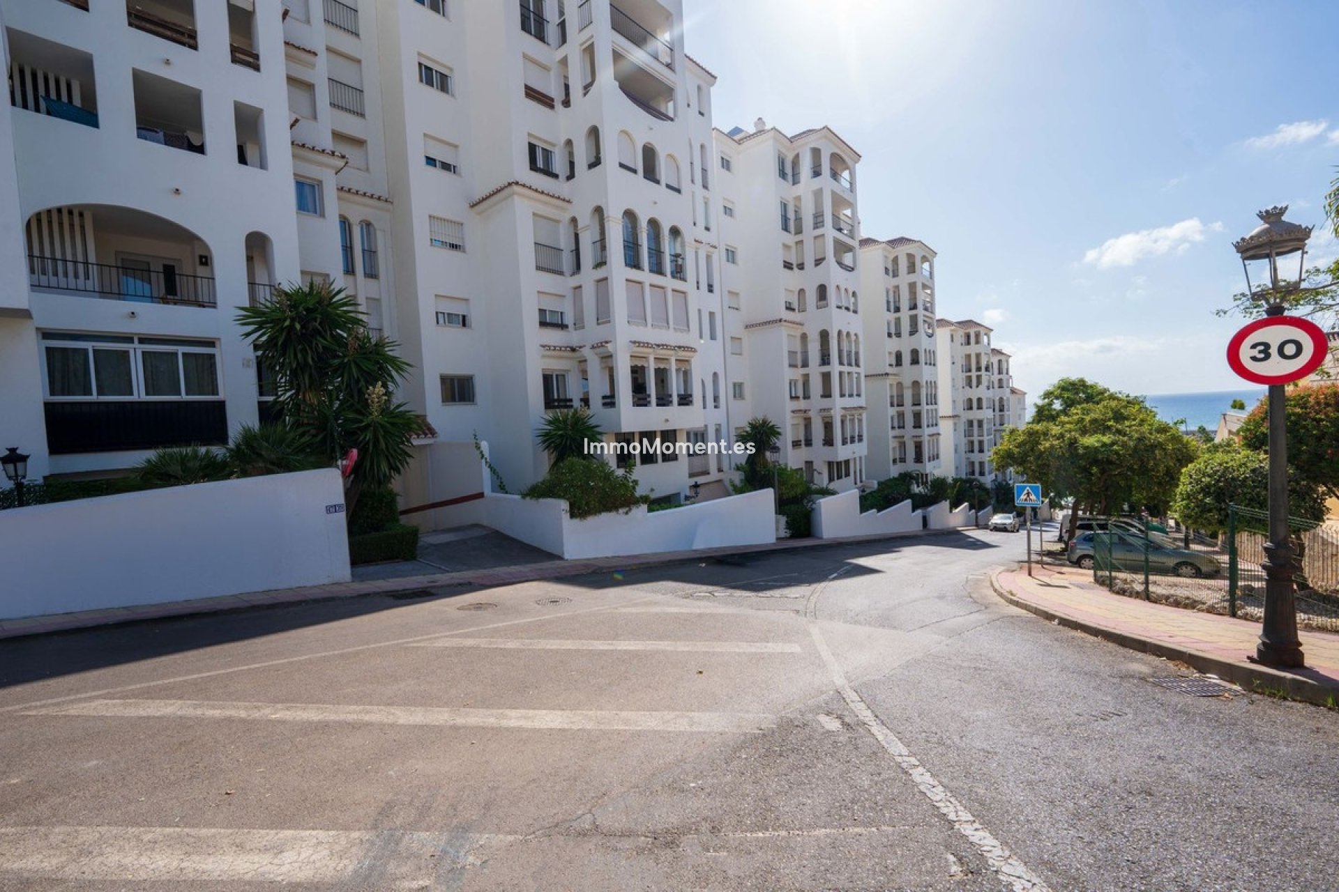 Resale - Apartment - Estepona - Estepona Centro