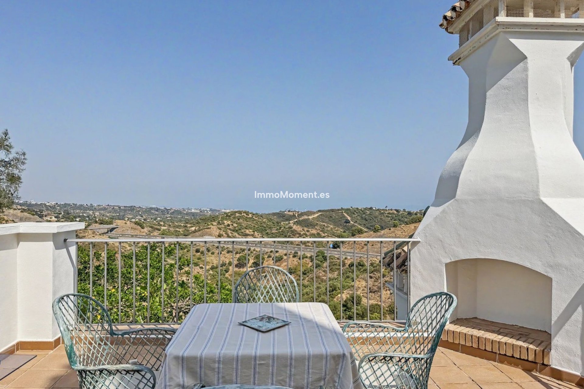 Resale - Apartment - Estepona - Estepona Centro