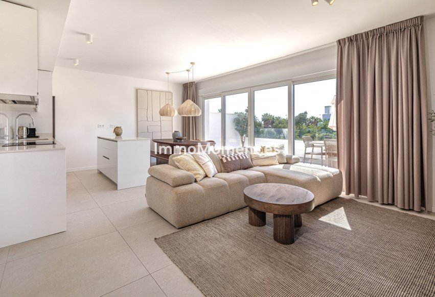Resale - Apartment - Estepona - Estepona Centro