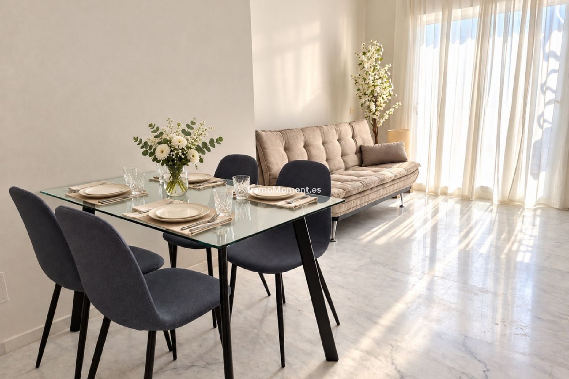 Resale - Apartment - Estepona - Estepona Centro