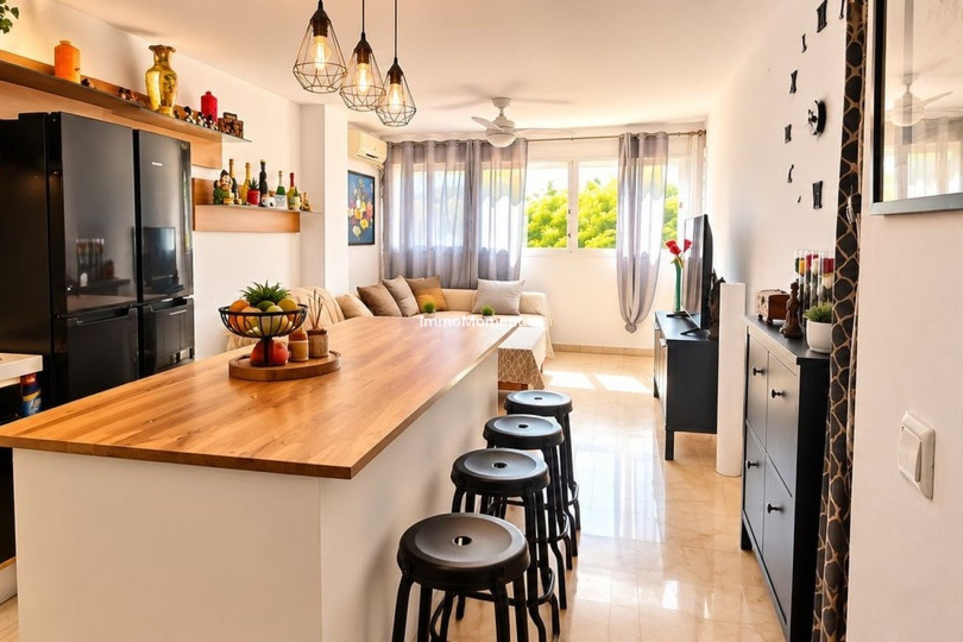 Resale - Apartment - Estepona - Estepona Centro
