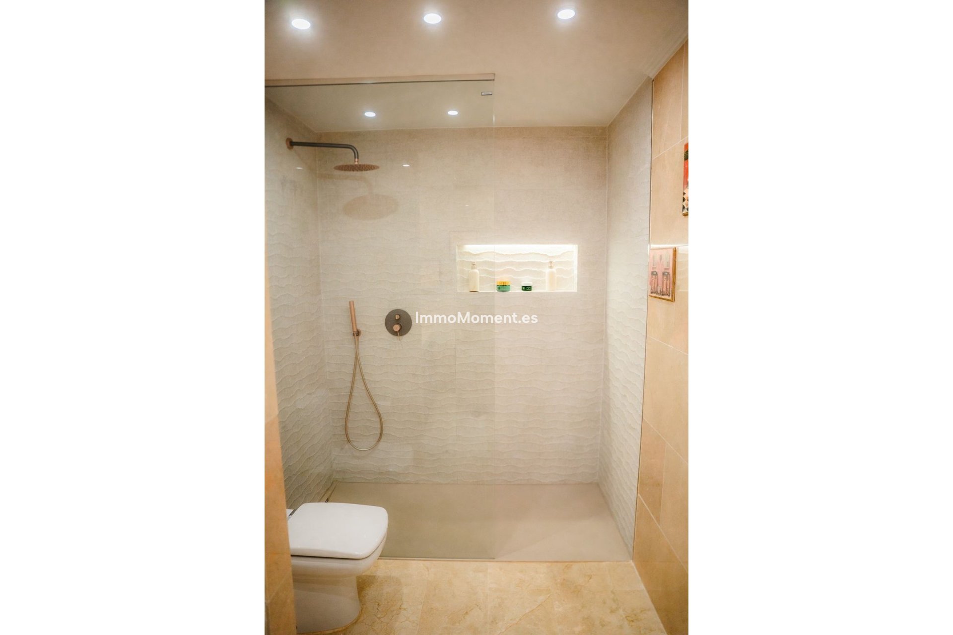 Resale - Apartment - Estepona - Estepona Centro