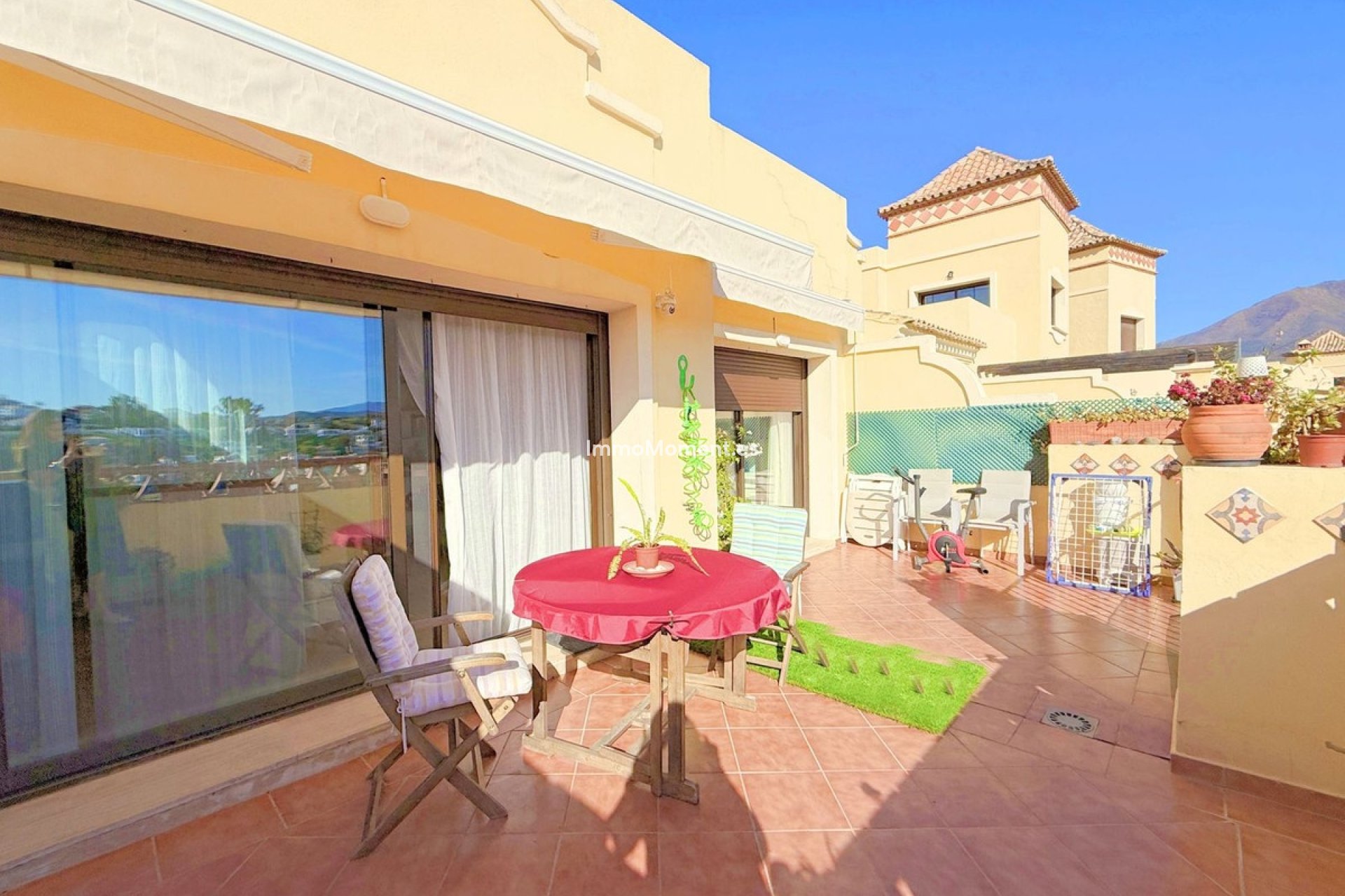 Resale - Apartment - Estepona - Estepona Centro