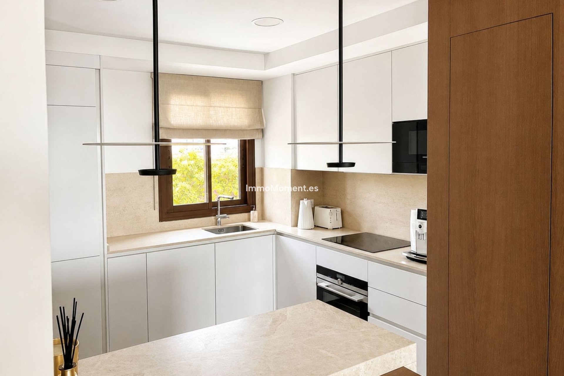 Resale - Apartment - Estepona - Estepona Centro