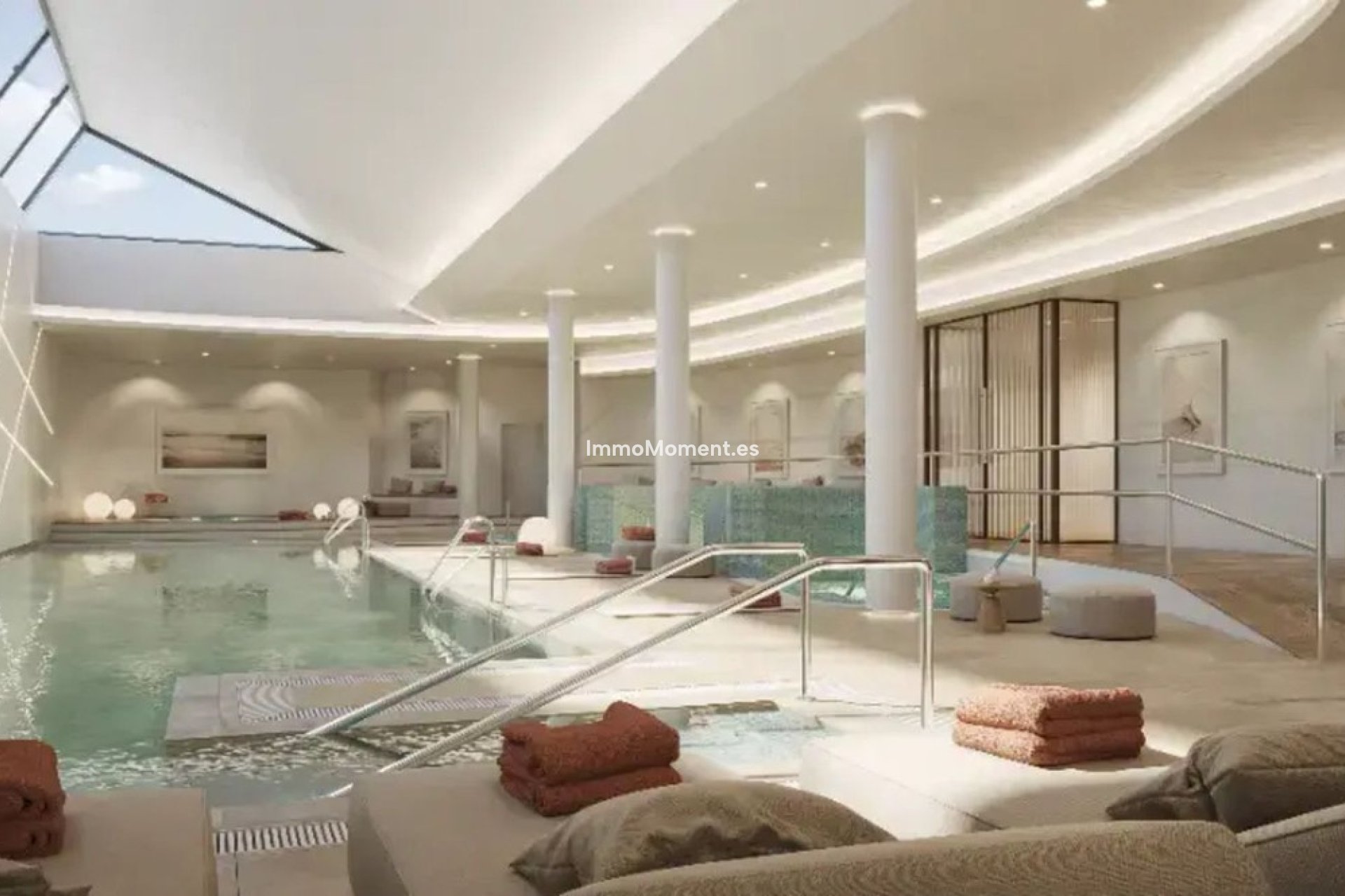Resale - Apartment - Estepona - Estepona Centro