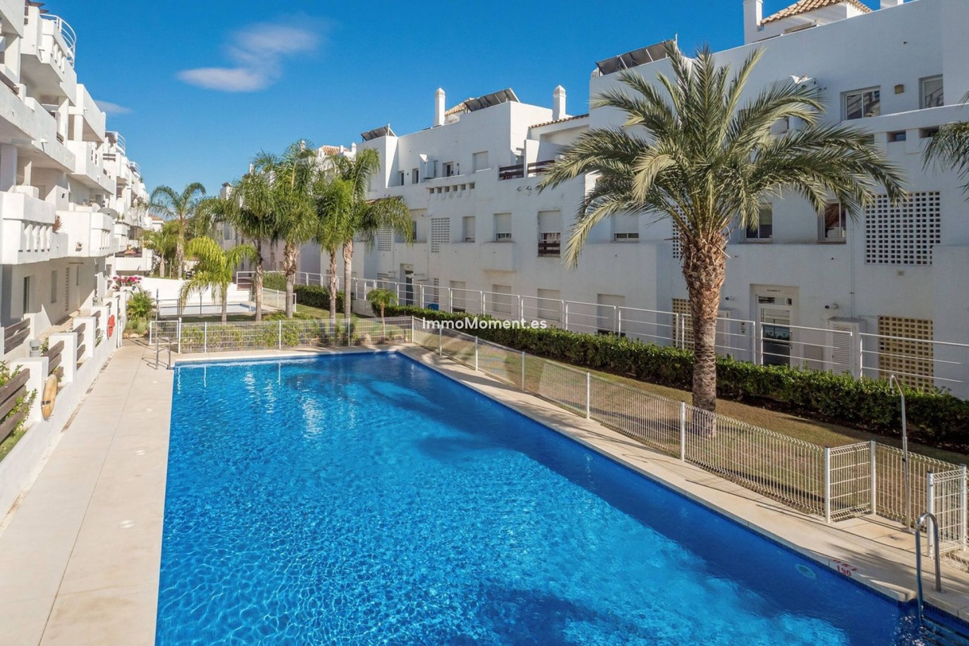 Resale - Apartment - Estepona - Estepona Centro