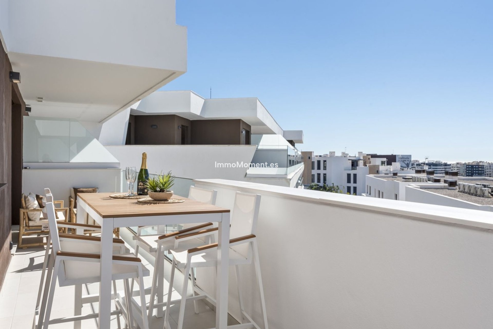Resale - Apartment - Estepona - Estepona Centro