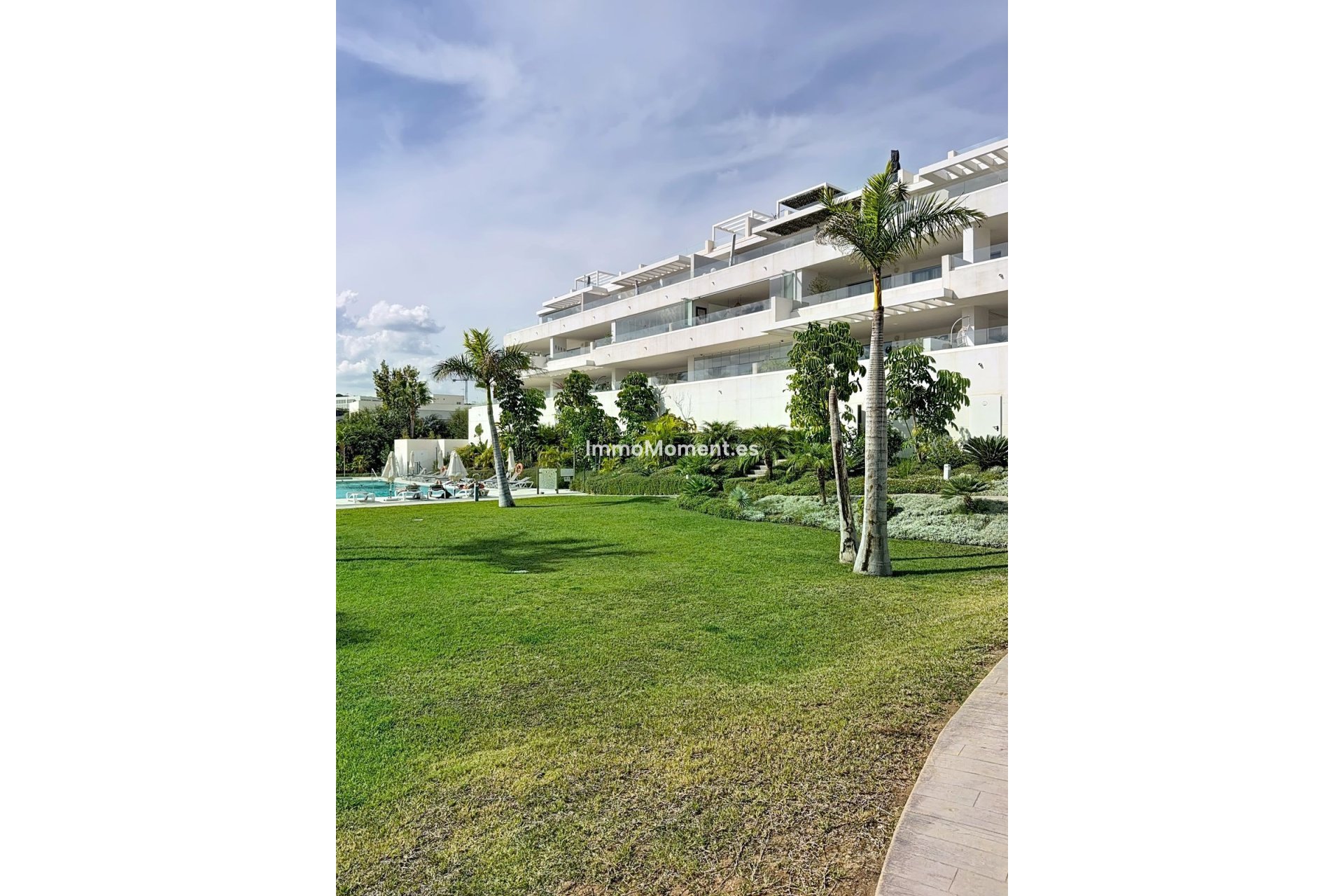 Resale - Apartment - Estepona - Estepona Centro