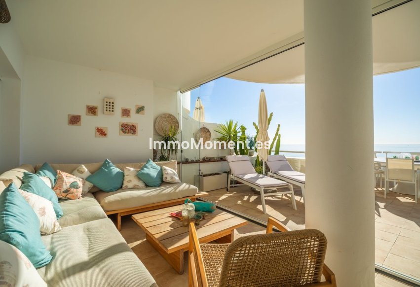 Resale - Apartment - Estepona - Estepona Centro