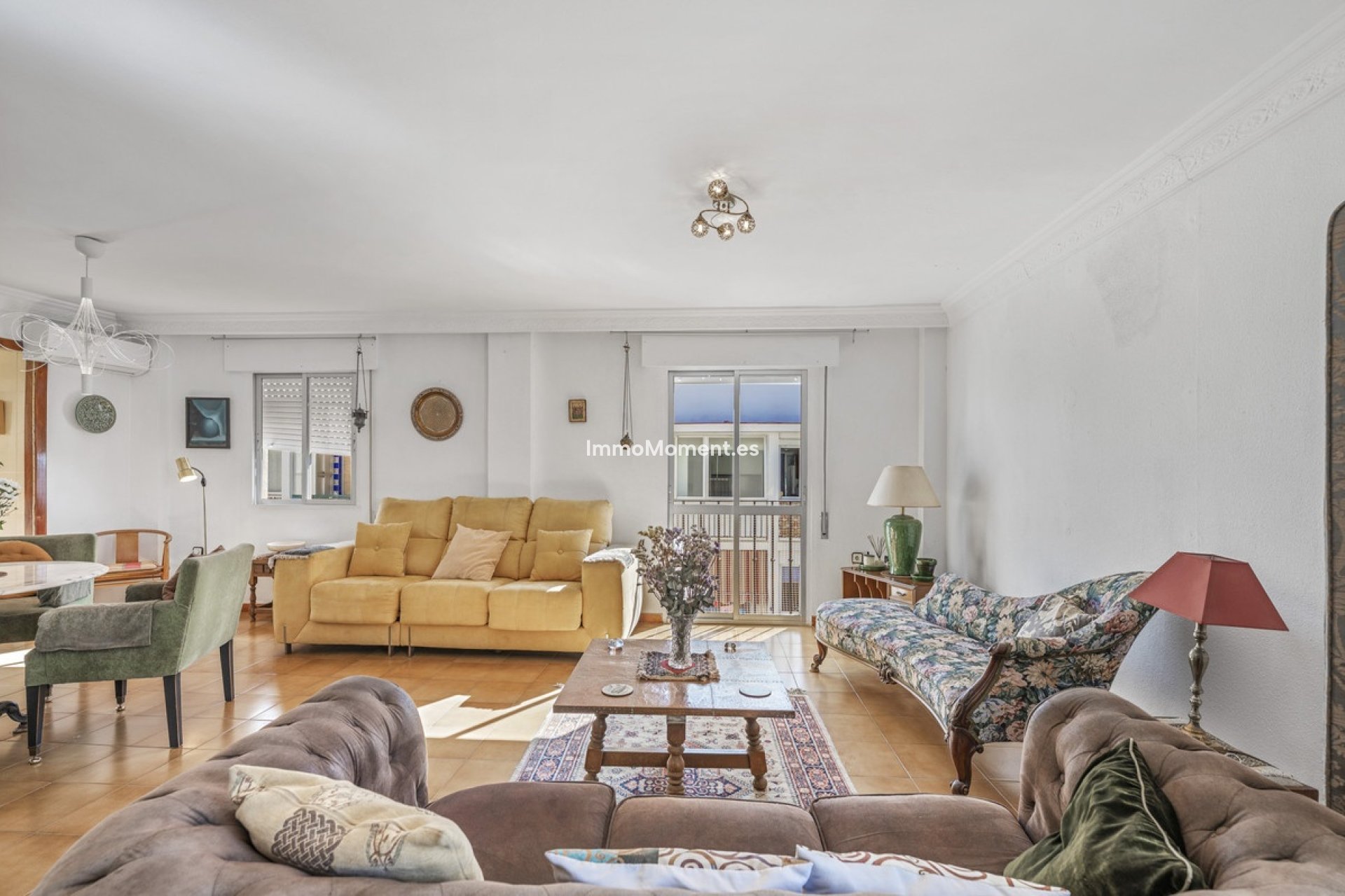 Resale - Apartment - Estepona - Estepona Centro