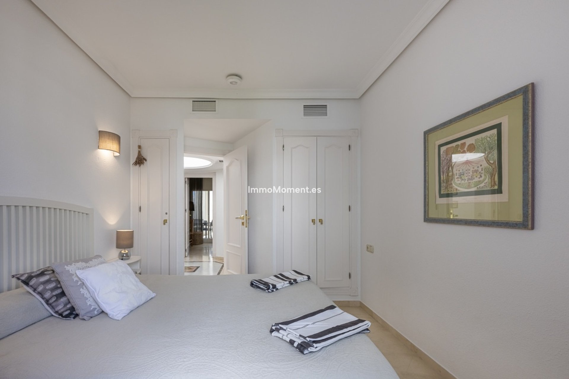 Resale - Apartment - Estepona - Estepona Centro